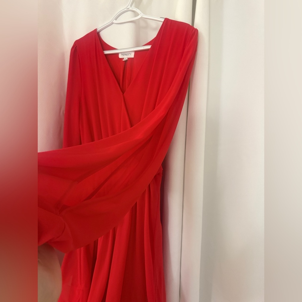 Elegant Red Long Sleeve Ruffle Maxi Dress - Picture 7 of 13